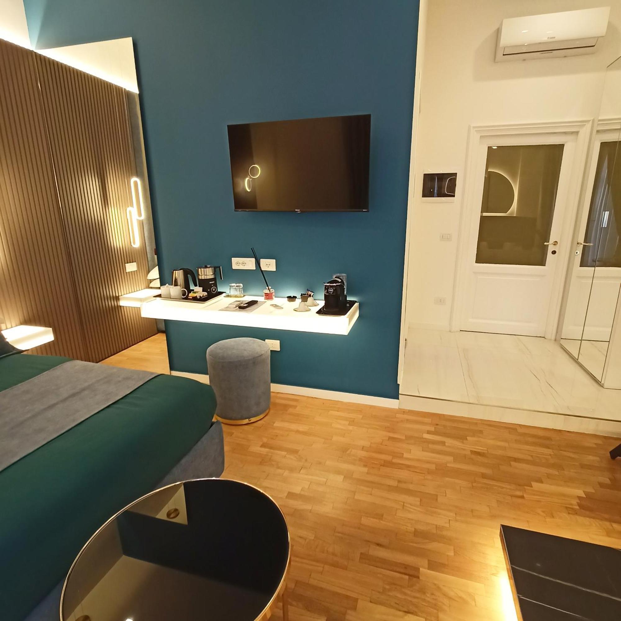 La Lepre Bovio Hotel Naples Exterior photo